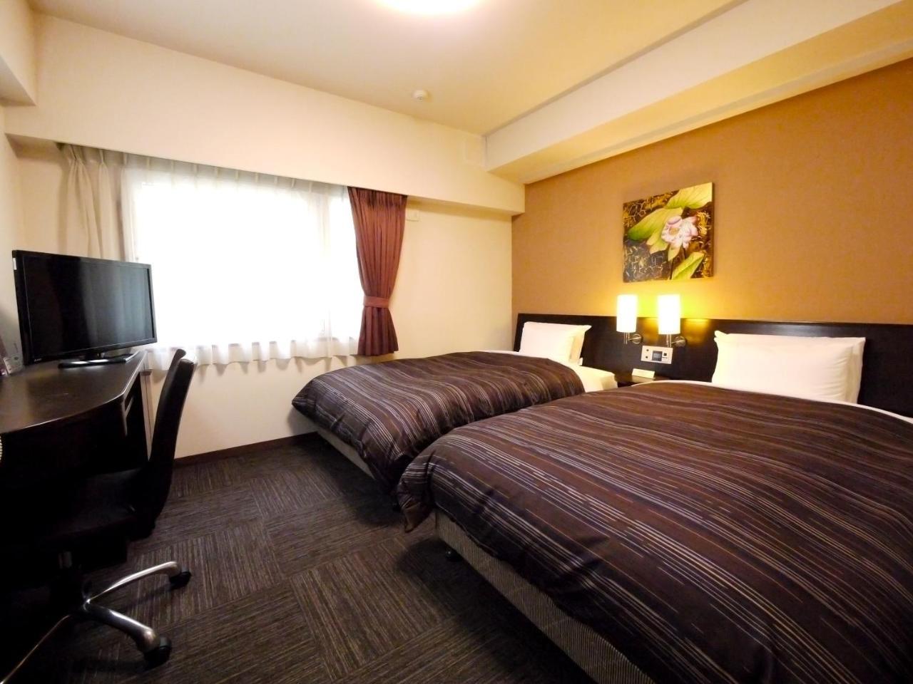 Hotel Route-Inn Yokohama Bashamichi Exterior foto